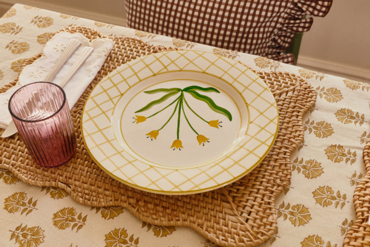 Dinner plates