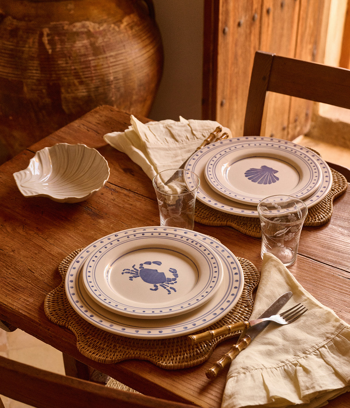 Shell tallrik - Mörkblå 28 cm