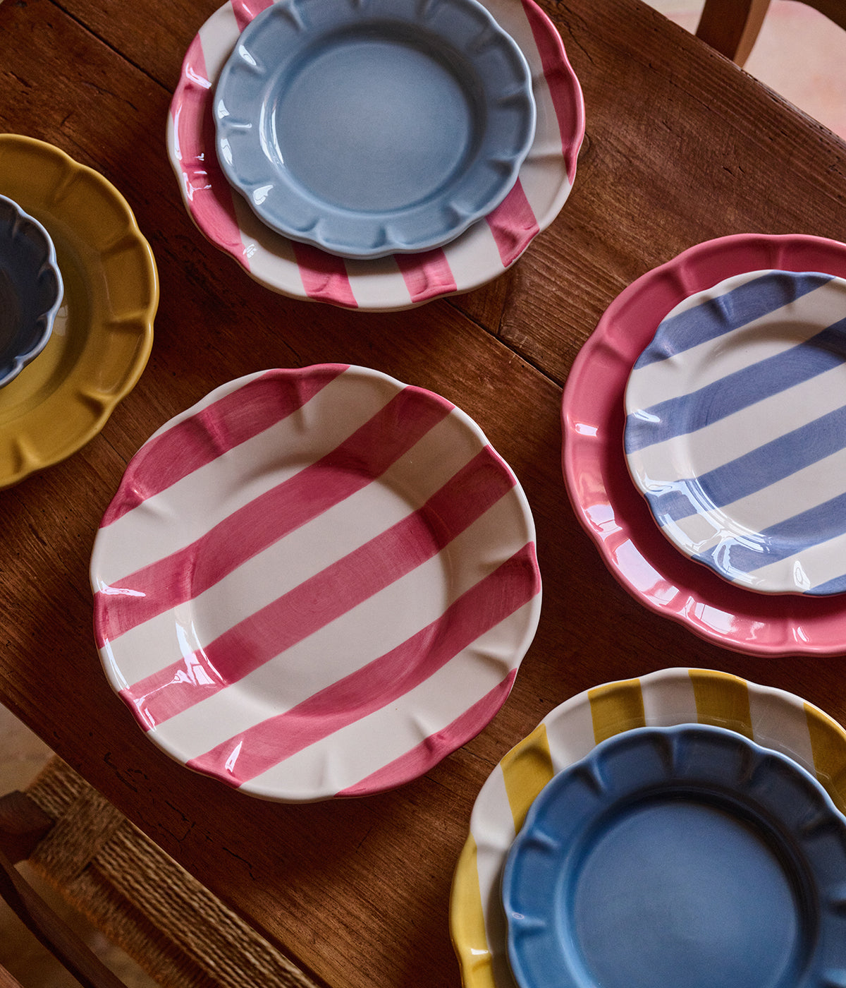 Stripe tallrik - Mörkrosa 28 cm