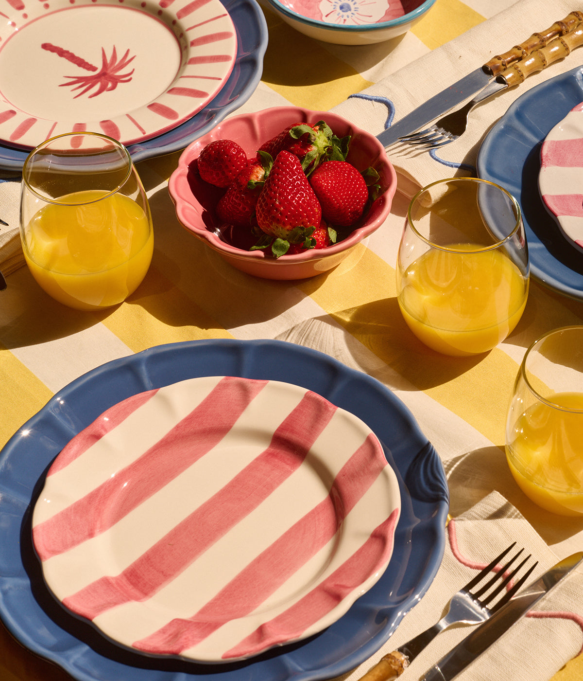 Everyday charm liten skål - Mörkrosa 15 cm