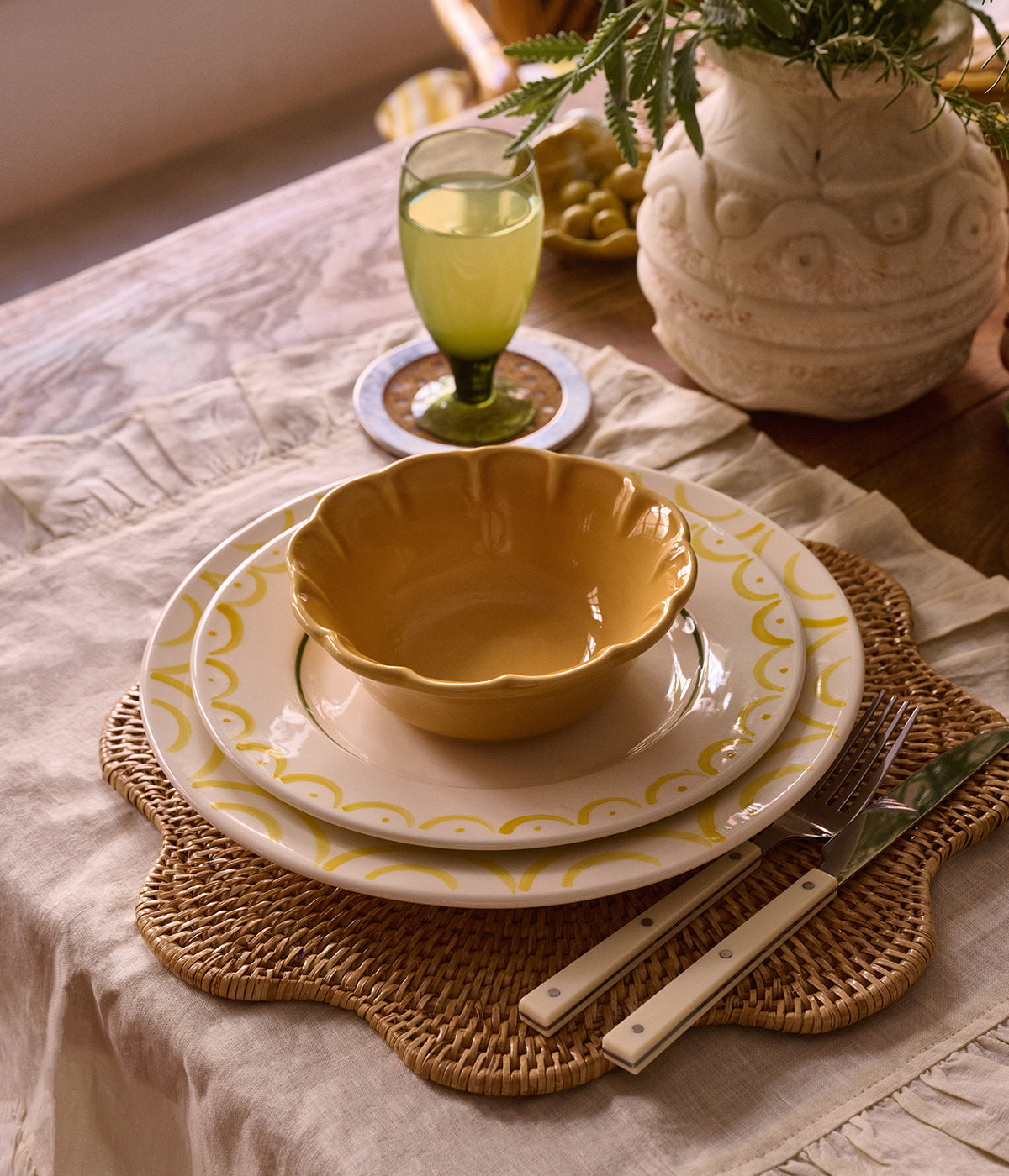 Scallop Rattan Placemat - Natural 36 cm