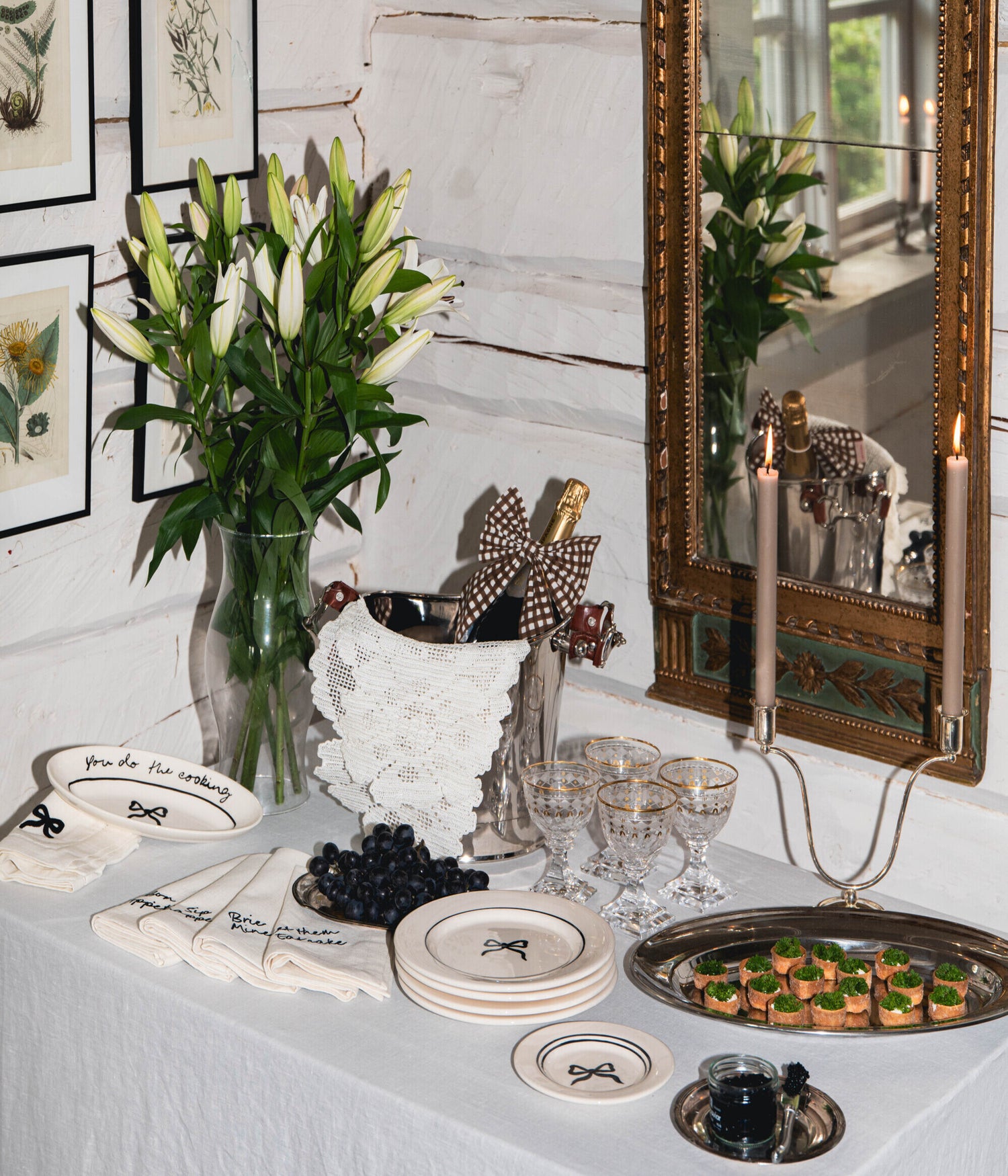 Bow Litet Serveringsfat - Svart 26 cm