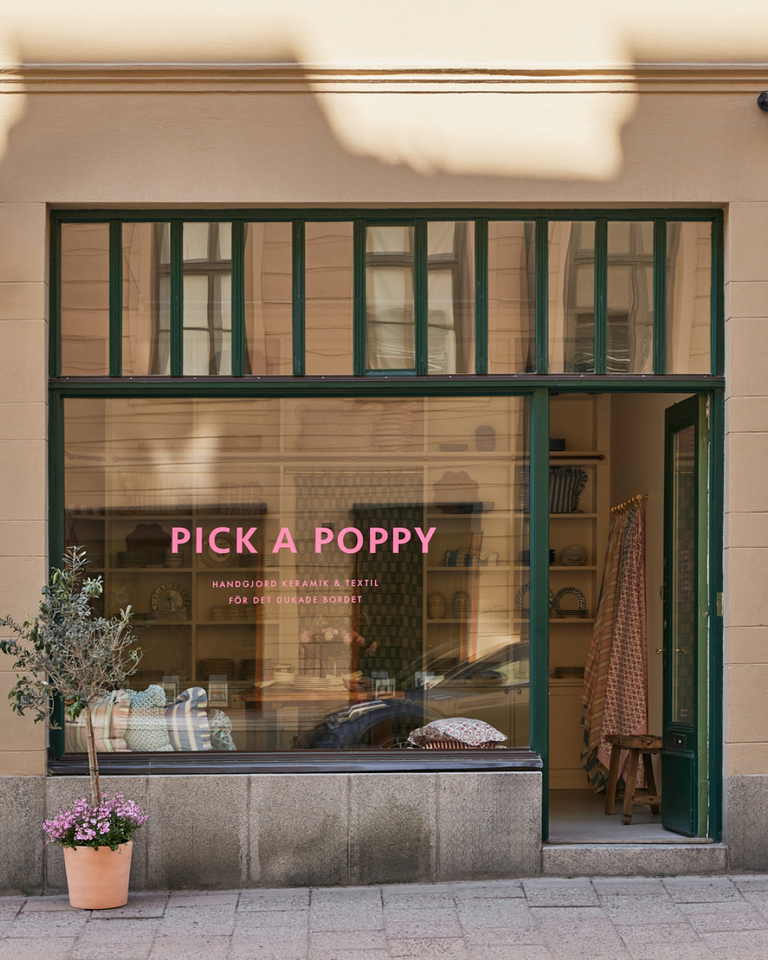 V r butik och showroom pick a poppy