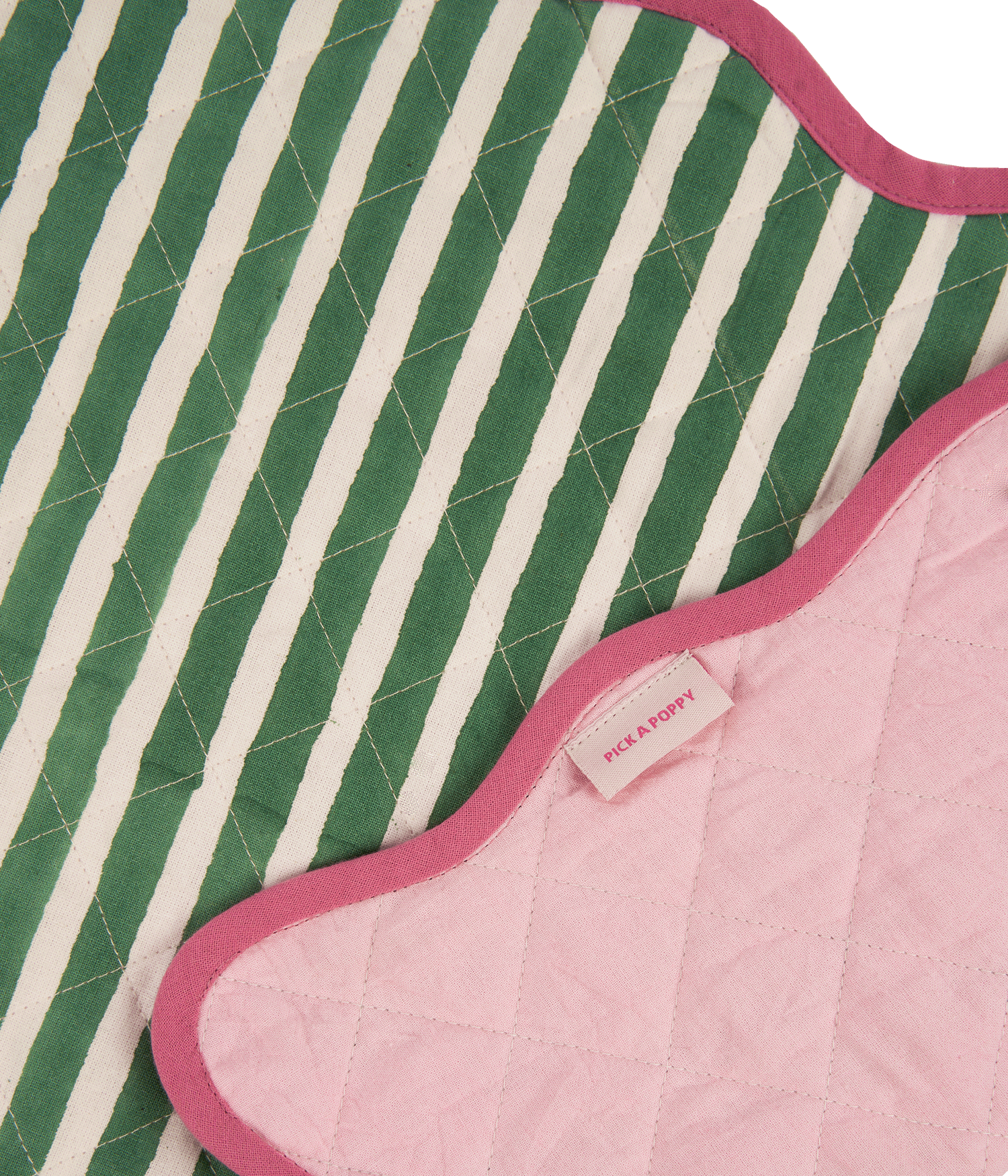 Scallop Quiltad Bordstablett - Grön 34x48 cm